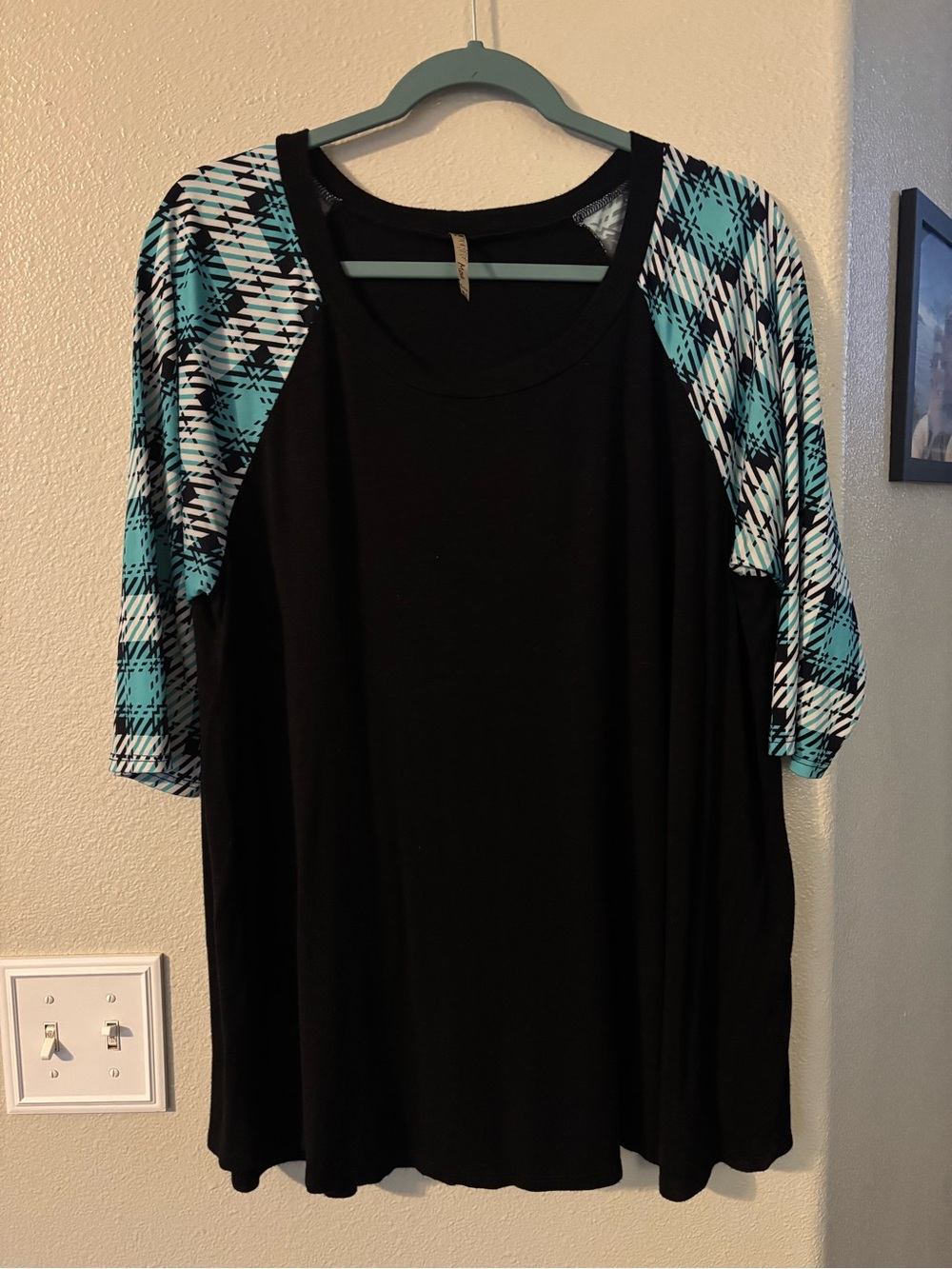 Moa Collection Plus Size 3XL Black & Teal Plaid 3/4 Raglan Sleeve Top Tee